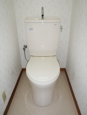 トイレまるごと交換(リクシル製C-18S便器をTOTOピュアレストQR トイレまるごと交換(リクシル製C-18S便器をTOTOピュアレストQR
