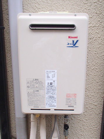 リンナイ　都市ガス給湯器 RUJ-V1611W ユッコ ハイフロー2009年製 リンナイ 都市ガス給湯器 RUJ-V1611W ユッコ ハイフロー2009年製