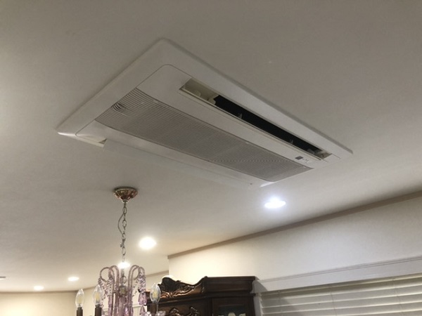 236　DAIKIN　2022年製エアコン　8～10畳用 236 DAIKIN 2022年製エアコン 8～10畳用 236 DAIKIN 2022年製エアコン