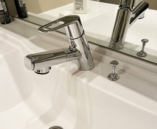 KVK 水栓金具洗面用水栓 シングル混合栓 一般地用〔HB〕 KVK 水栓金具キッチン水栓 シングル混合栓 一般地用〔HB〕