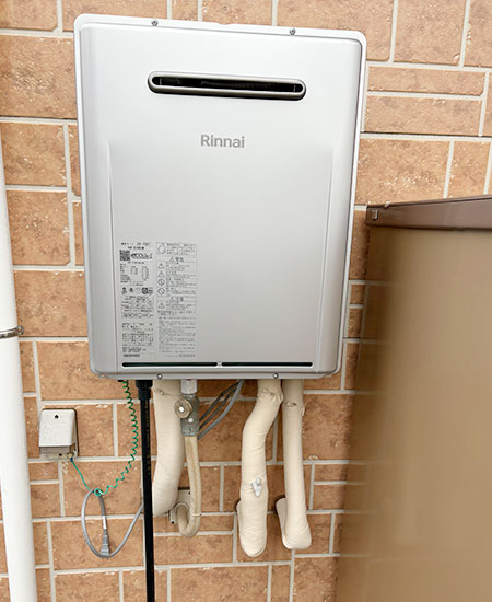 リンナイ(Rinnai)の24号給湯器 エコジョーズ 屋外壁掛型 リンナイ 【RUF-A2405SAW(C)】 《KJK》 ガスふろ給湯器 24号