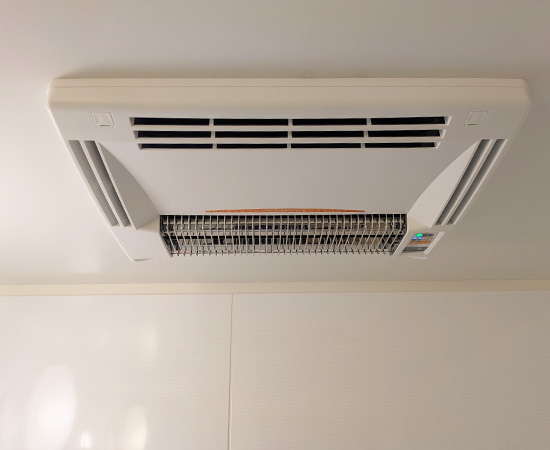 TSK 高須産業 BF-563RGD 浴室換気乾燥暖房機 2〜3室換気【AC100V・天井取付】 工事費込み】天井埋込み型浴室換気暖房乾燥機 100V 2～3室換気｜高須