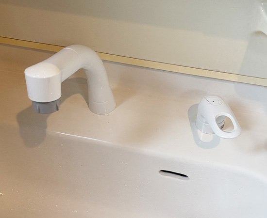 工事費込み】TOTO 洗面用水栓 水道蛇口｜TLS05301J