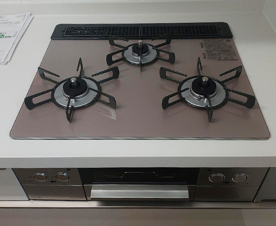 美品 Rinnai ビルトインガスコンロ Lisse/リッセ 幅592mm RHS31W32L22RSTW 製造年 2022年7月 LPガス リンナイ 札幌市 手稲区 リンナイ Lisse リッセ ガスコンロ RHS31W42J1RSTW | 給湯器駆けつけ隊
