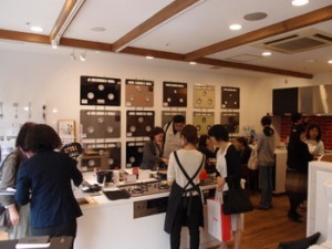 リンナイフェアの期間中は、リンナイのガスコンロ・食洗機・レンジフードを中心に展示しております。
