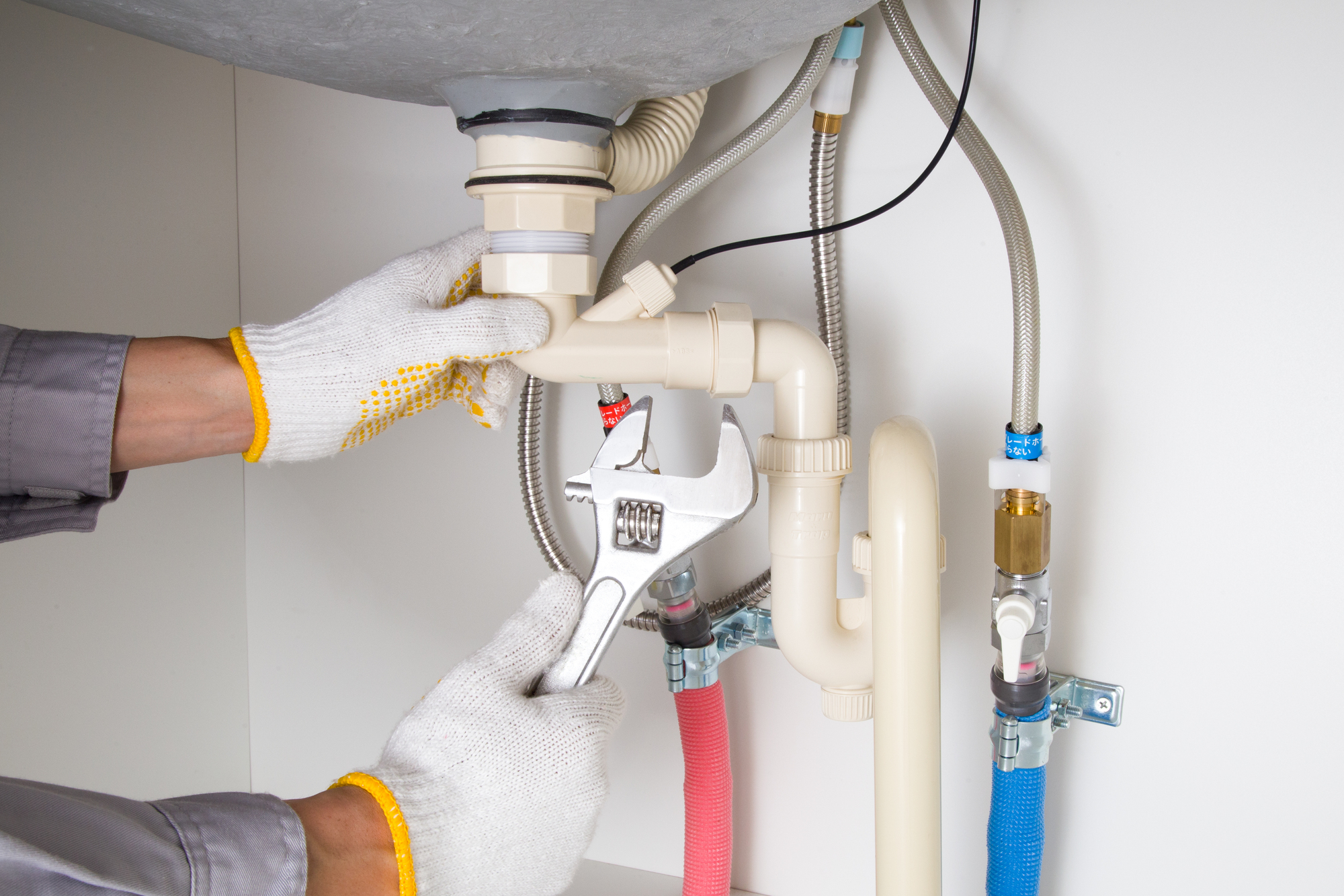 洗面台下 水漏れ ポタポタ