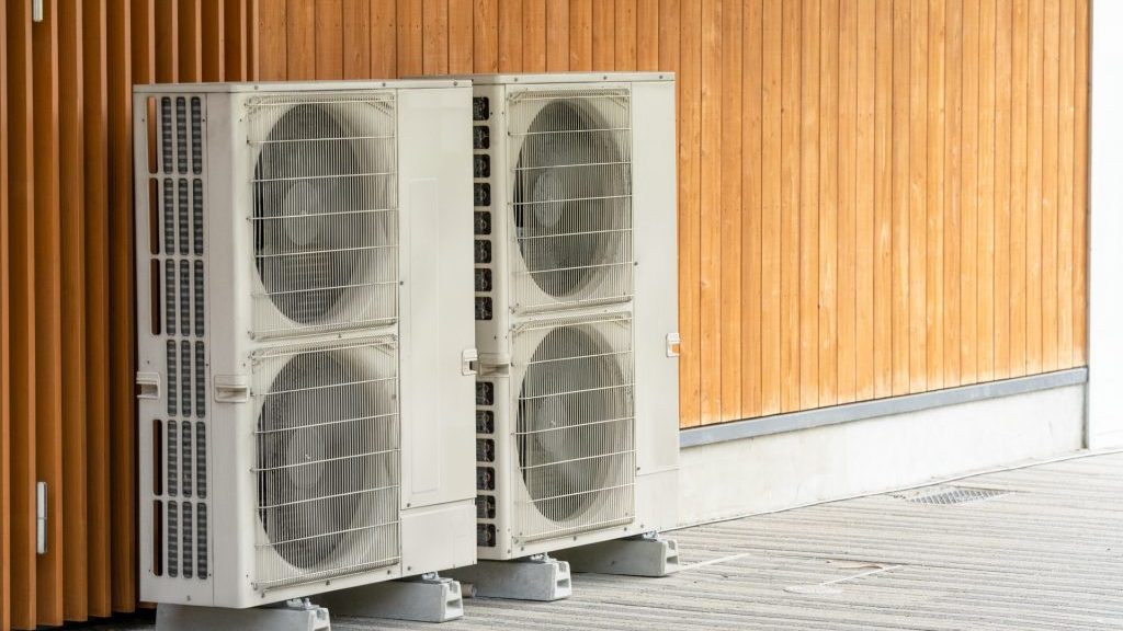 室外機 うるさい リスク