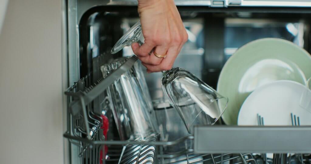 アーエーゲー 食洗機