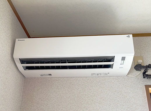 壁掛エアコン/ダイキン 壁掛ルームエアコン Eシリーズ [6畳用][2.2kW][9段階セレクトドライ][風ないス運転][猛暑対応][無線LAN別売][100V][2024年モデル]/S224ATES-W(F224ATES-W+R224AES)