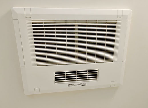 浴室乾燥機/高須産業 天井埋込み型浴室換気暖房乾燥機 [100V・2室換気][開口寸法:280~300mm×400~425mm][DCモーター][電動ダンパー][リモコン付属]/BF-532SJD