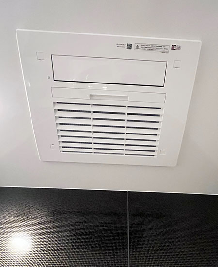 リンナイ ガス温水式浴室暖房乾燥機 [3室換気・暖房能力4.1kw][開口寸法：480×440mm ※高さ200mm以上※560mm×430mm取替対応可][プラズマクラスター搭載]