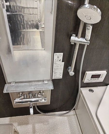 LIXIL(INAX) 浴室用水栓『クロマーレS』[壁付タイプ] [洗い場専用] [サーモスタット付シャワーバス混合栓] [スパウト90mm] [エコアクアスイッチシャワーSPA(めっき)]