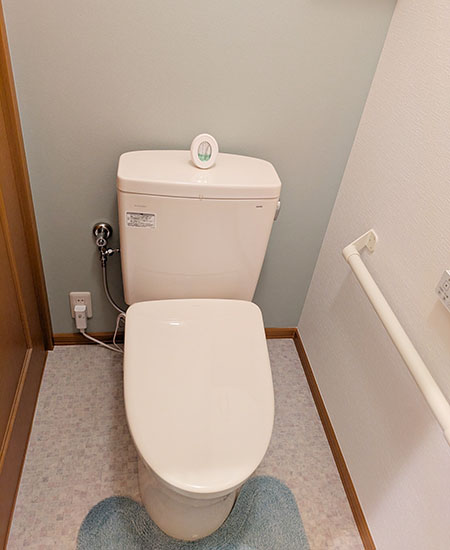 TOTO ピュアレストQR便器 [床排水芯200mm固定] [便座は別売] [手洗い無し]TOTO ウォシュレット『アプリコットF1A』[壁リモコンタイプ] [瞬間式] [オート/リモコン便器洗浄タイプ]