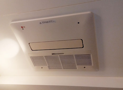 ノーリツ ガス温水式浴室暖房乾燥機 [3室換気・暖房能力4.1kw][開口寸法：430×560mm][24時間換気][リモコン付属]