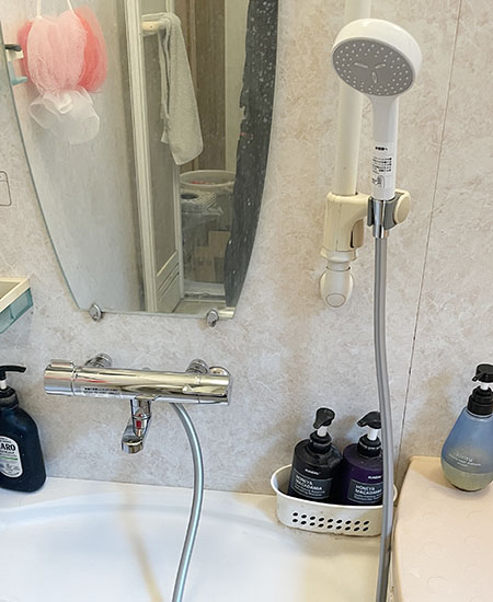 TOTO 浴室用水栓『GG』[壁付タイプ] [洗い場専用] [サーモスタット付シャワーバス混合栓]