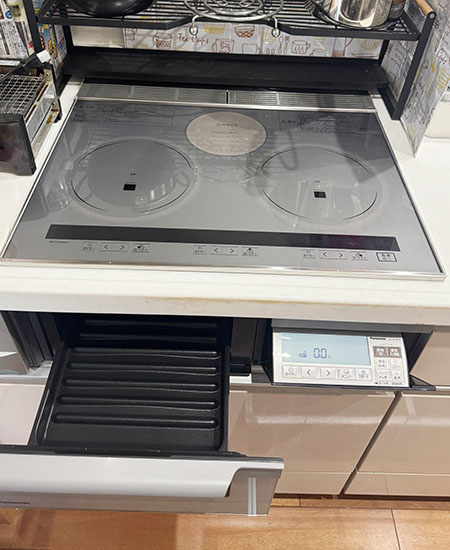 パナソニック ビルトインIHクッキングヒーター『Wシリーズ/W1タイプ』 [2口IH(鉄・ステンレス対応)+ラジエントヒーター] [天板幅：60cm] [天板カラー：シルバー]