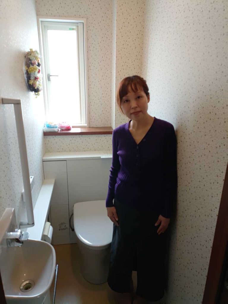 TOTO ウォシュレット『アプリコットF3A』[壁リモコンタイプ] [瞬間式] [オート・リモコン便器洗浄] [温風乾燥] [便ふたオート開閉機能付き]