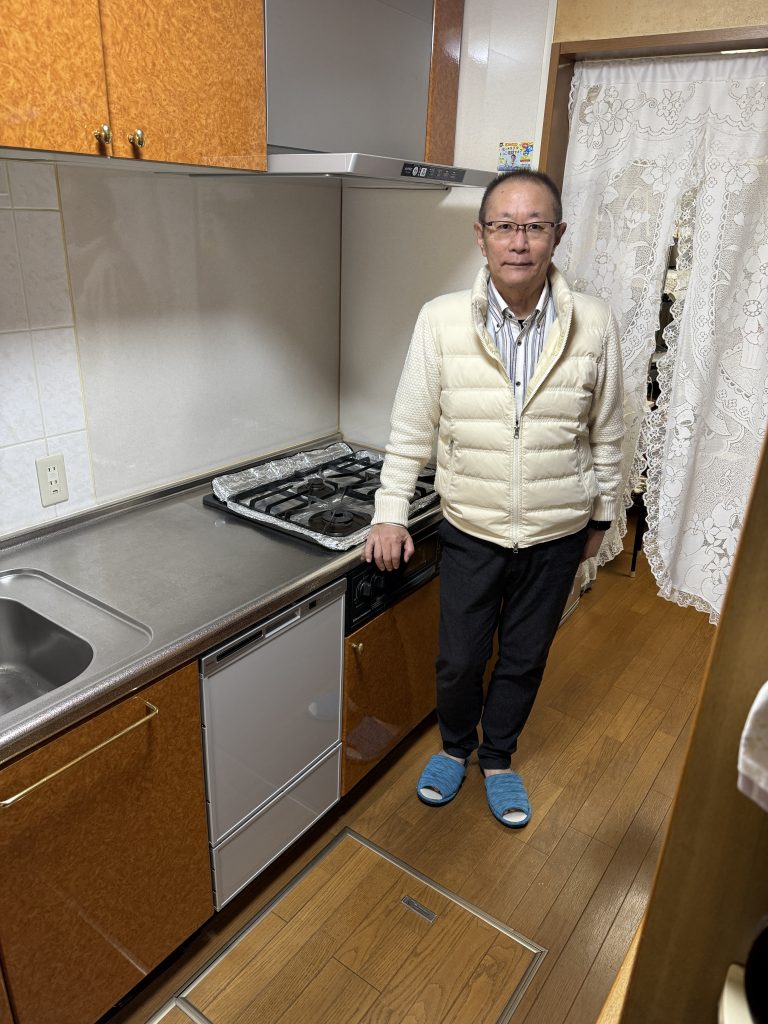 施工後の食洗機とお客様