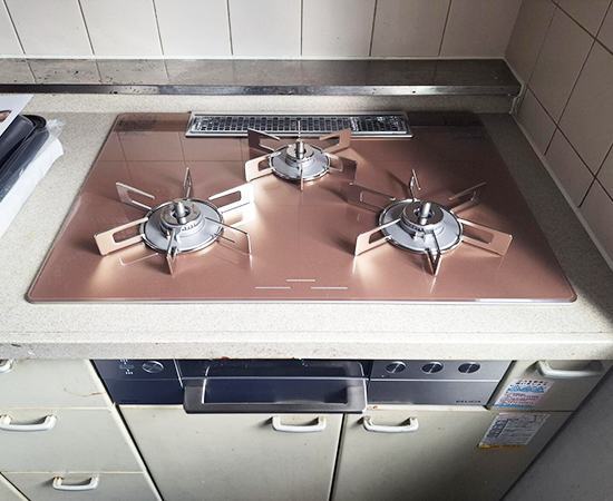 リンナイ ビルトインガスコンロ『デリシア3V乾電池式(操作部シンプルタイプ)』[天板幅:75cm][天板:スパークリングカッパー・ガラストップ][ごとく:ステンレス][レンジフード連動][オーブン接続不可][付属品:ココットプレート、ザ・ココット]