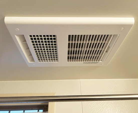 マックス 天井埋込み型浴室換気暖房乾燥機『ドライファン』[100V・1室換気][開口寸法:410×285mm][DCモーター][プラズマクラスター搭載][リモコン付属]