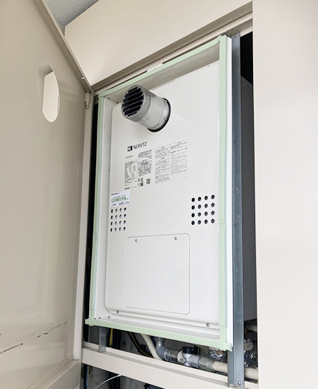 ノーリツ ガス給湯暖房熱源機 [非エコジョーズ][前方排気型][24号][フルオート][GTH-54シリーズ][暖房能力14.0kw][熱動弁内蔵/2温度6系統][BL認定品][W480×H750×D240mm][GQホワイト]