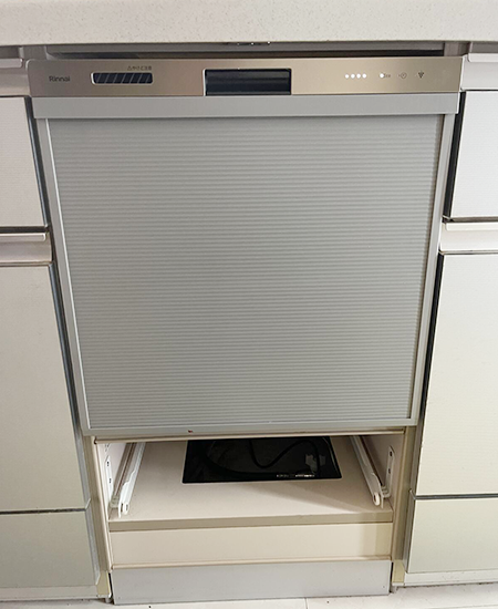 リンナイ ビルトイン食洗機 スライドオープン型・ミドルタイプ [幅45cm][ハイグレード][ドアパネル型・シルバーフェイス][ぎっしりカゴ][プラズマクラスター][重曹洗浄][エコギア]