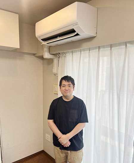 施工後のエアコンとお客様