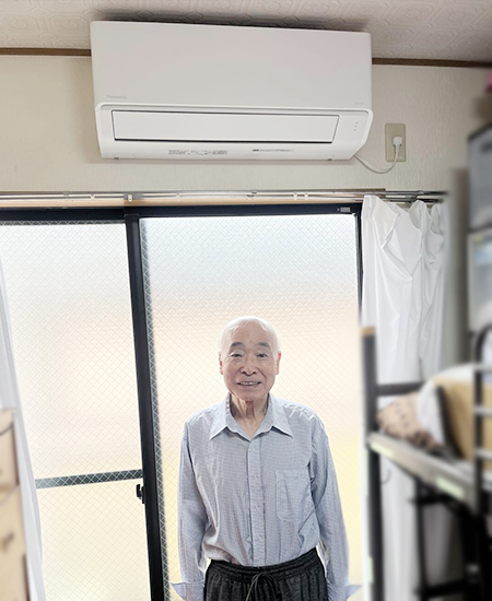 施工後のエアコンとお客様