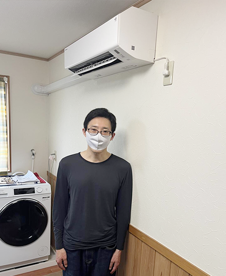 施工後のエアコンとお客様