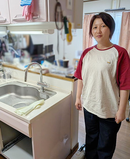 施工後の蛇口とお客様