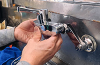 キッチン蛇口のDIYには給排水接続の基本的な理解が必要です|キッチン蛇口を自分で交換